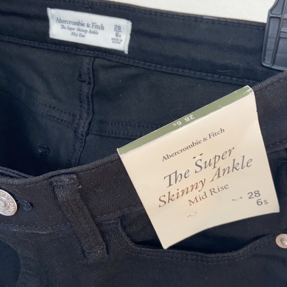 Abercrombie Black Jeans size 6S - Picture 3 of 4